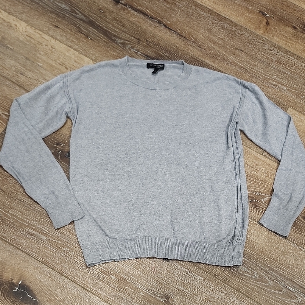 Banana Republic Gray Crewneck Silk Blend Minimalist Sweater Neutral Quiet Luxury